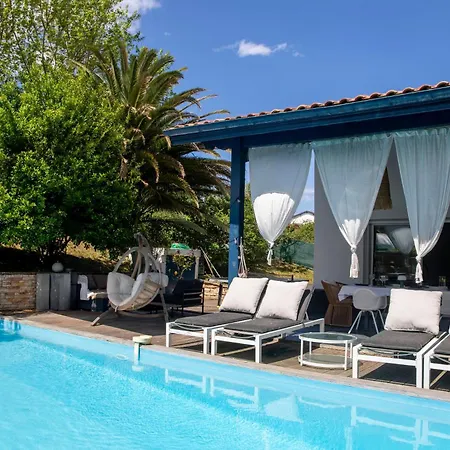 Argi Zabalean, Piscine Chauffée, 8pax, 3kms Villa